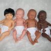 P03a Levensechte Babypop Newborn Meisje donker 52 cm - Afbeelding 7